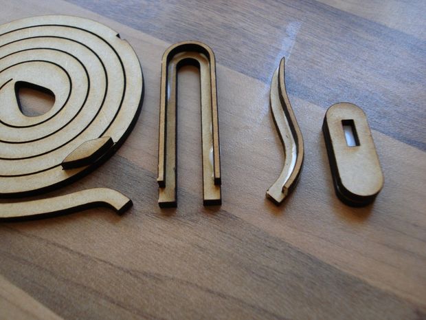 Picture of Gluing parts together